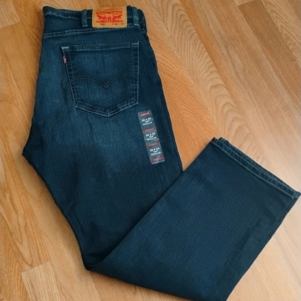NWT Stretch 505 Levi's Size 38/29